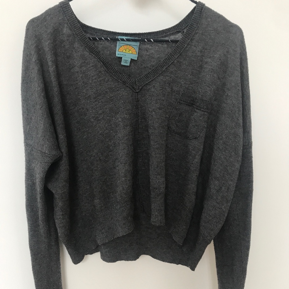 C&C CALIFORNIA Cropped V-Neck Sweater 🌟💥